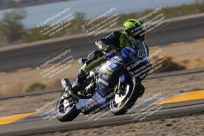 media/Dec-18-2022-SoCal Trackdays (Sun) [[8099a50955]]/Turn 14 (940am)/